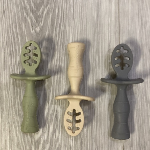 Brand new Upward Baby dipping spoons - Picture 3 of 3